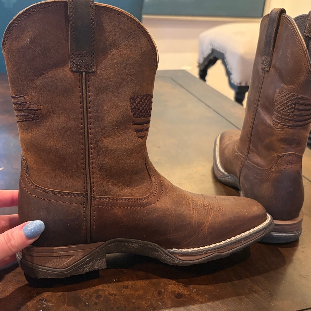 Ariat boys Brown Western Boots / worn once for a few hours - Picture 3 of 11